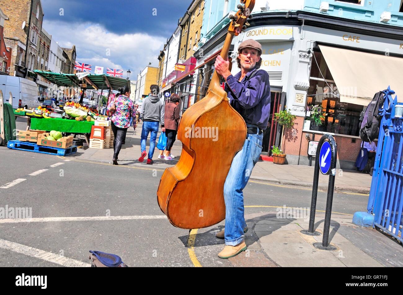 Double bass double bass playing hires stock photography and images Alamy