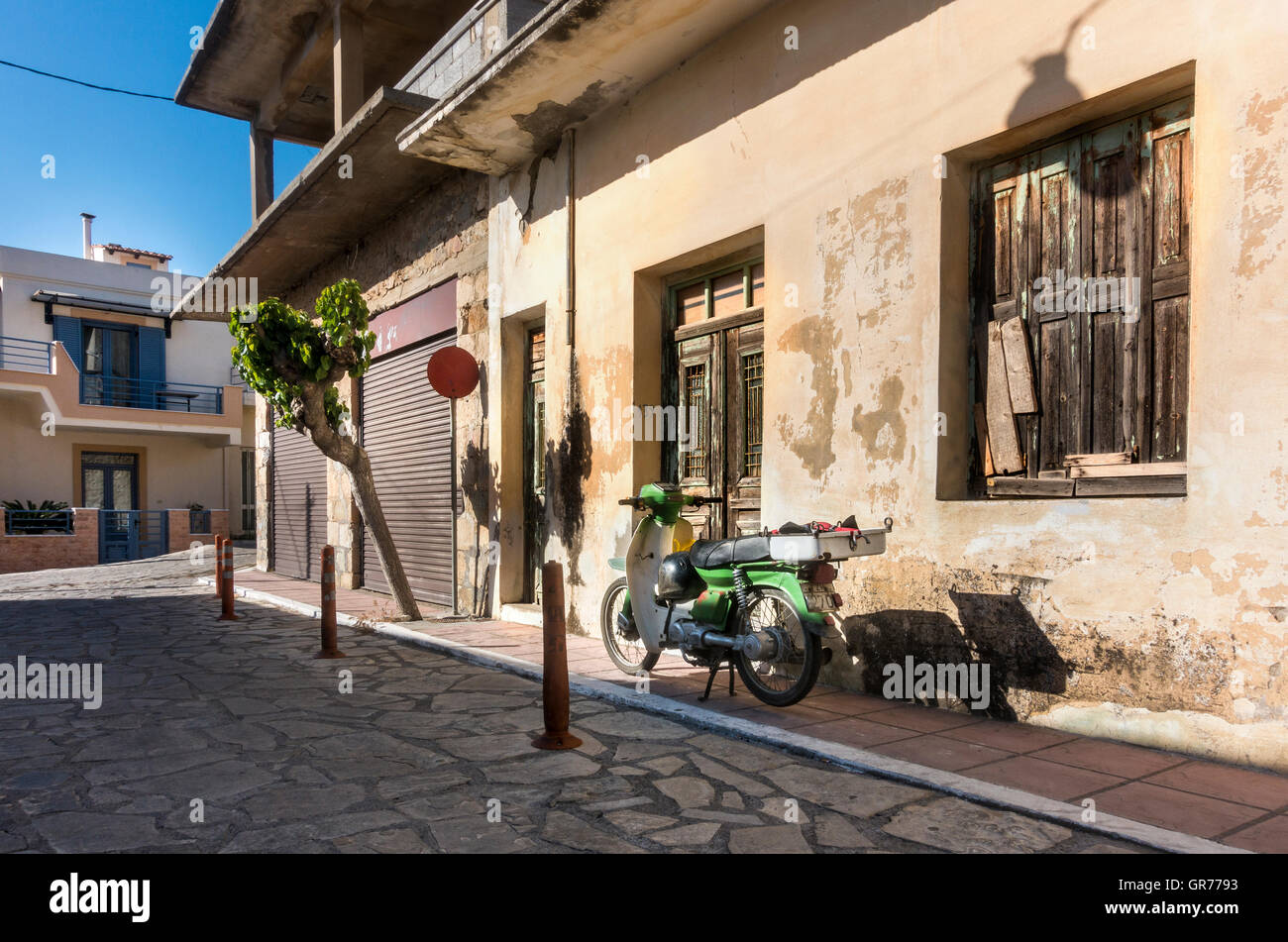 Social decline hi-res stock photography and images - Alamy