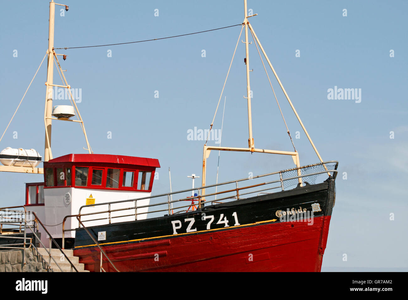 Land S End, Red Ship In Cornwall, Southwest England Stock Photo