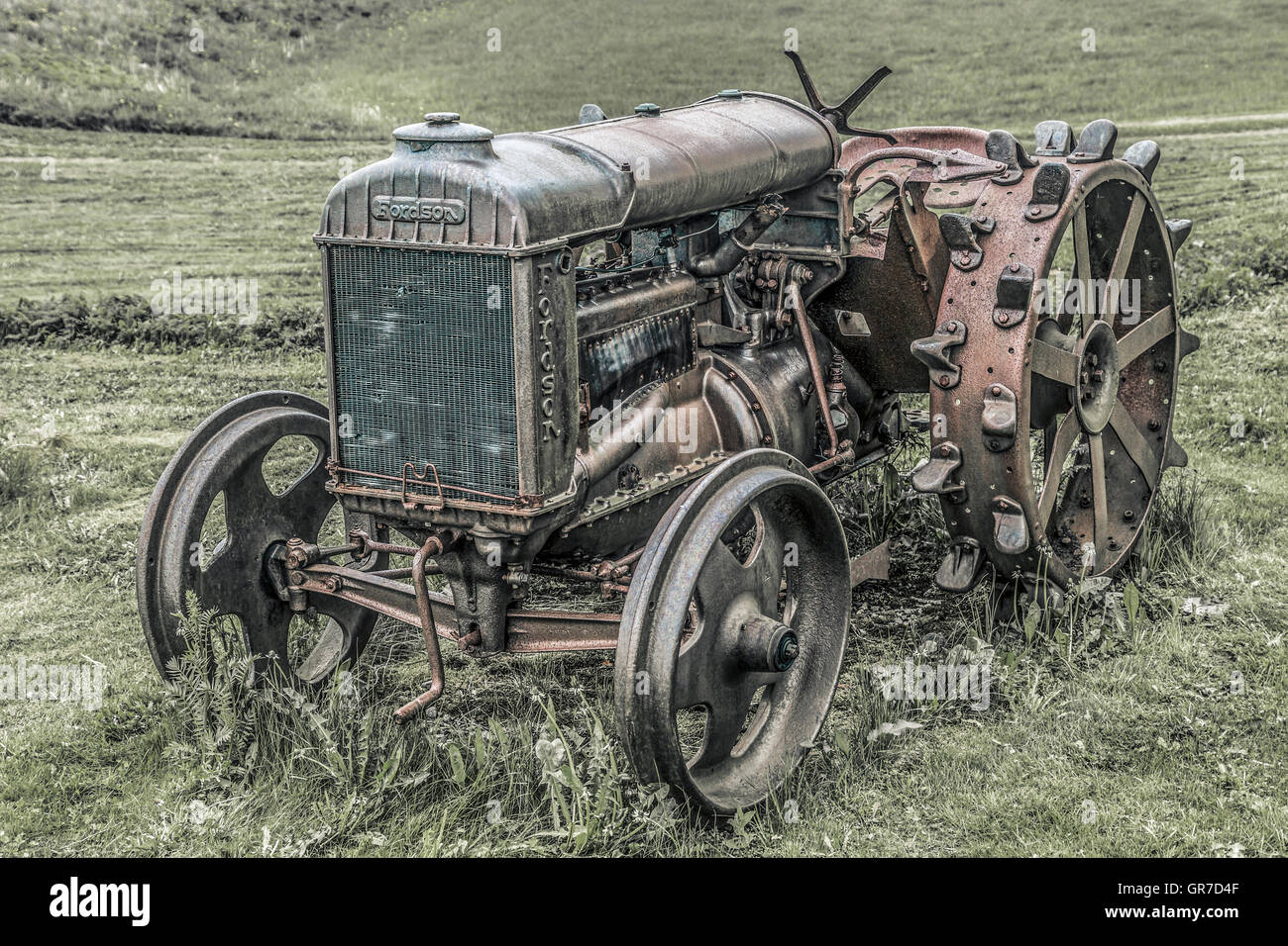 Old Tractor With SpikeTipped Iron Wheels Stock Photo Alamy