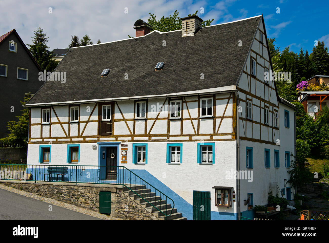 Listed Saxonian Half-Timbered House, Knepp-Hänel-Haus, Grünhainichen, Erzgebirge, Saxony, Germany Stock Photo