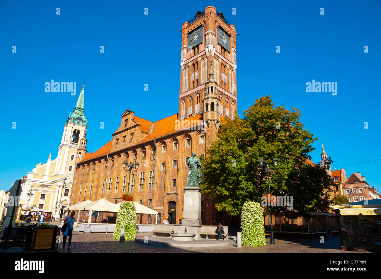 Rynek Staromiejski, old town square, with Ratusz Staromiejski, old town town hall, Torun, Pomerania, Poland Stock Photo