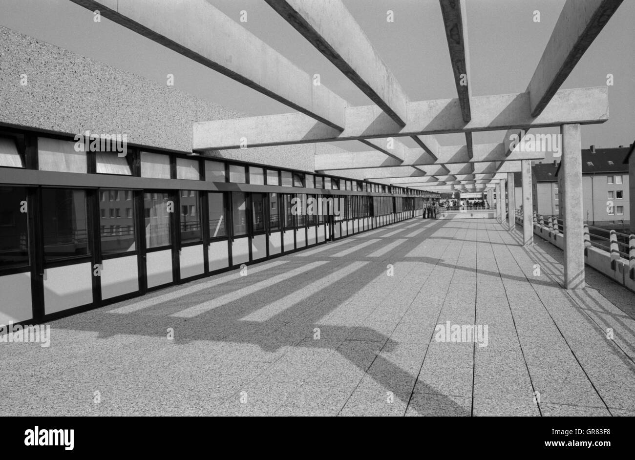 School concrete Black and White Stock Photos & Images - Alamy