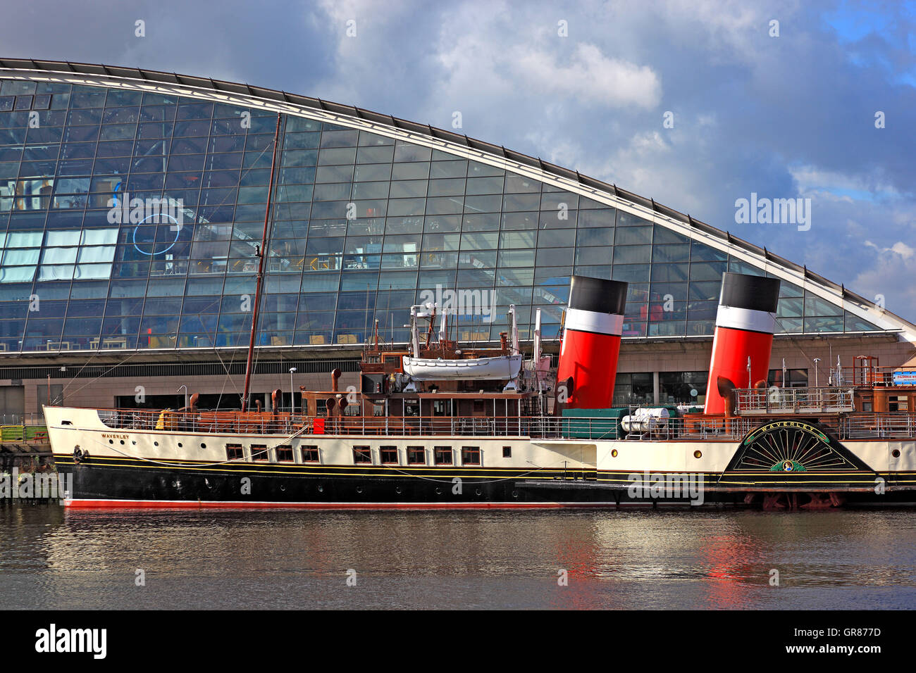 Scotland, city of Glasgow, bicycle steamboat before the Science Center, science centre in River Clyde Stock Photo