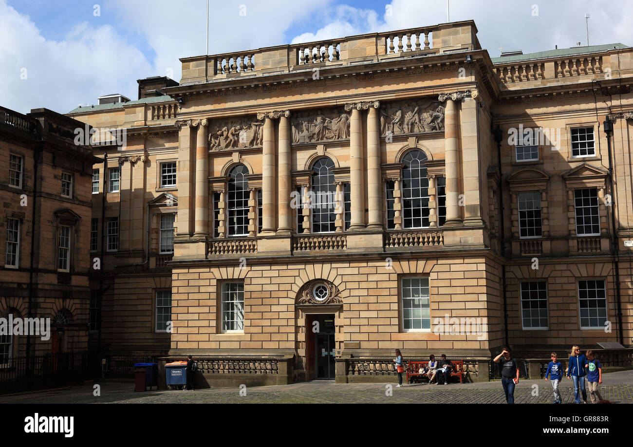 Scotland, Edinburgh, Lothian Chamber building in the west Parliament Square Stock Photo