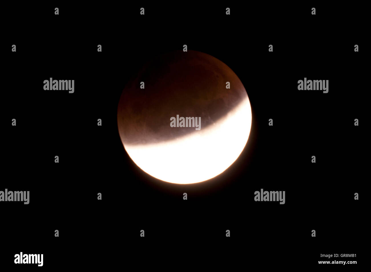 Total Lunar Eclipse On Sept. 28, 2015, Observed In Kiel, Germany, Through A Telescope Stock Photo