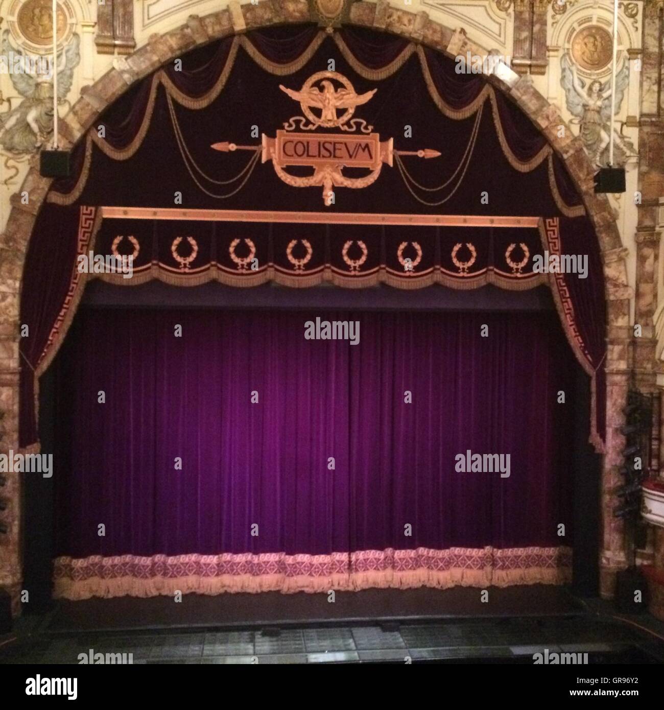 Theatre Stage Curtain London Stock Photos Theatre Stage Curtain