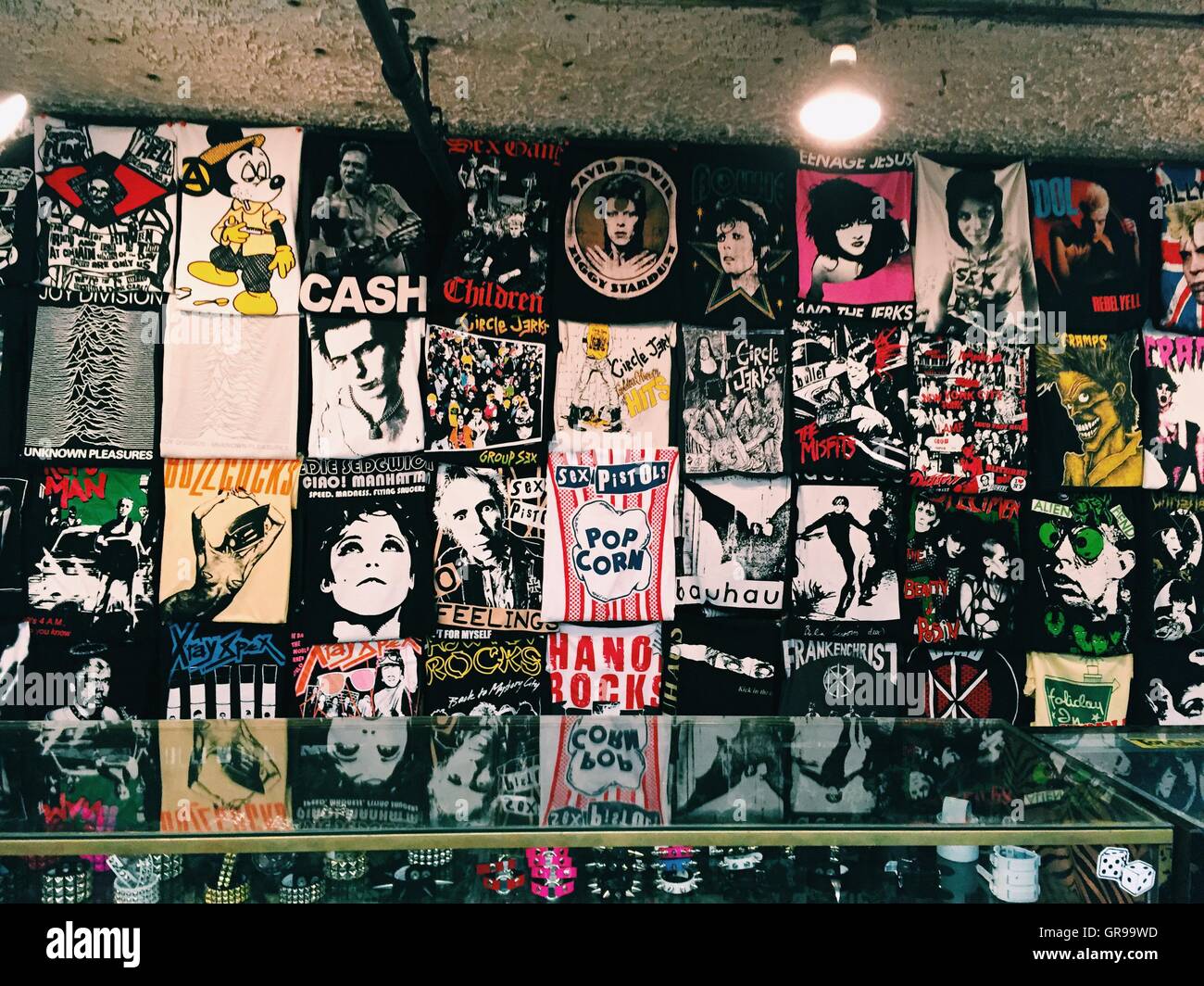 T shirts on display hires stock photography and images Alamy