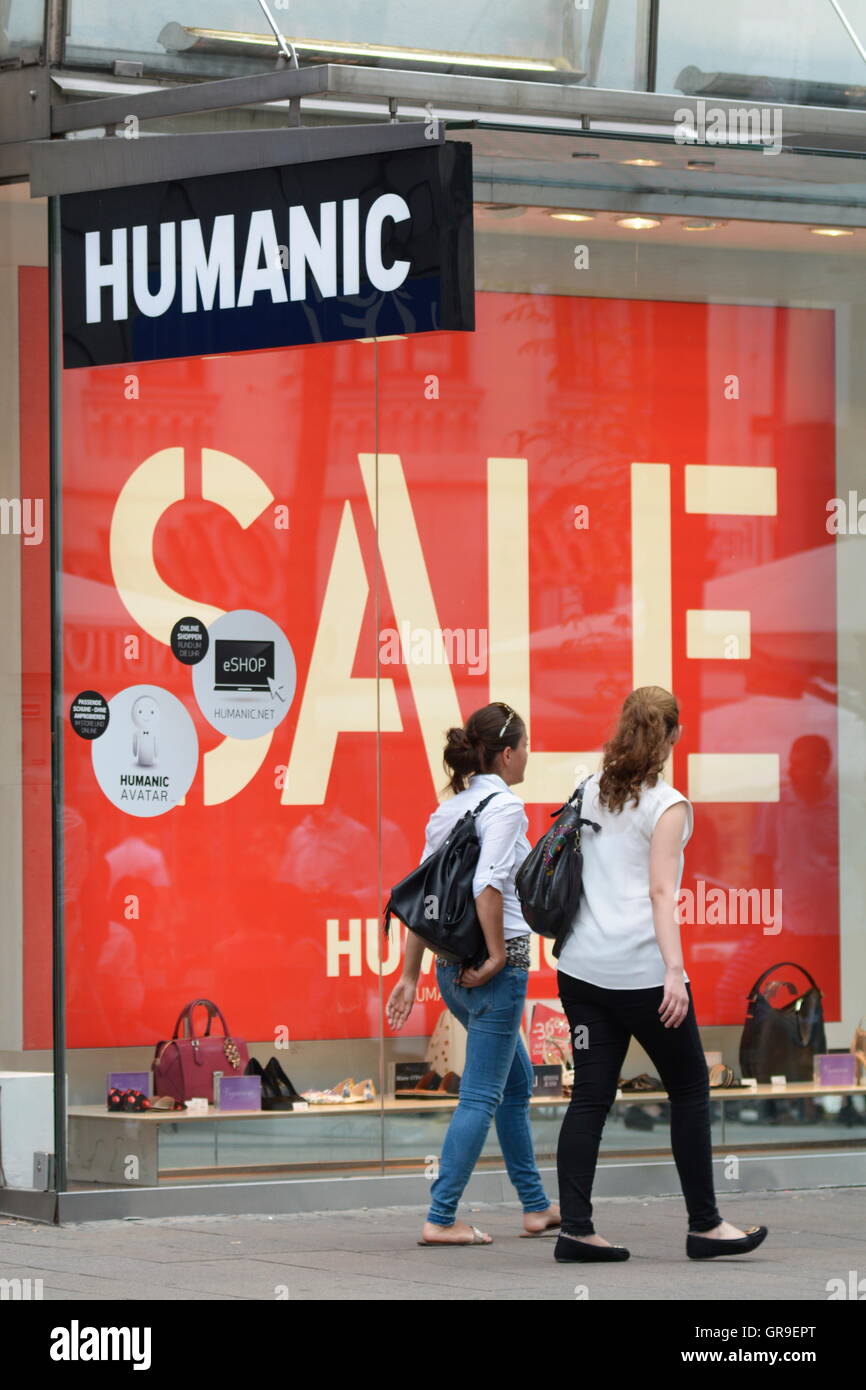 Humanic Branch In Mariahilferstrasse In Vienna Stock Photo