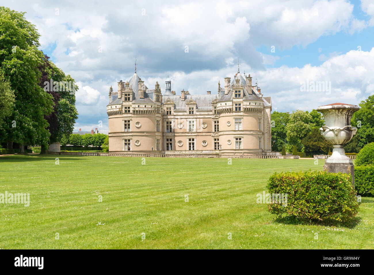 Le lude castle loire valley hi-res stock photography and images - Alamy