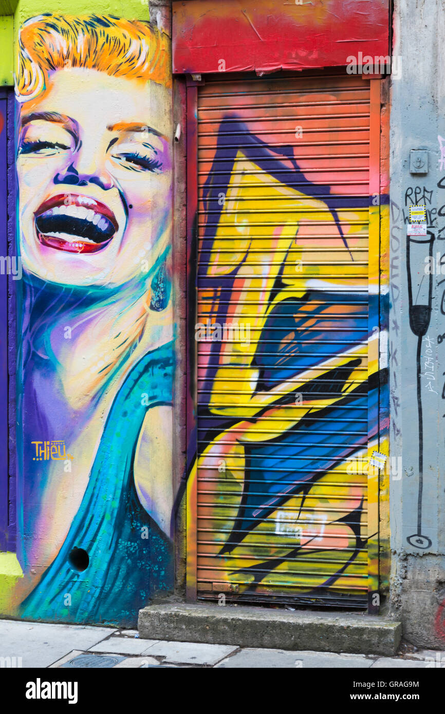 colourful mural graffiti of Marilyn Monroe by Stef Thieu on wall at Shoreditch, London in September Stock Photo