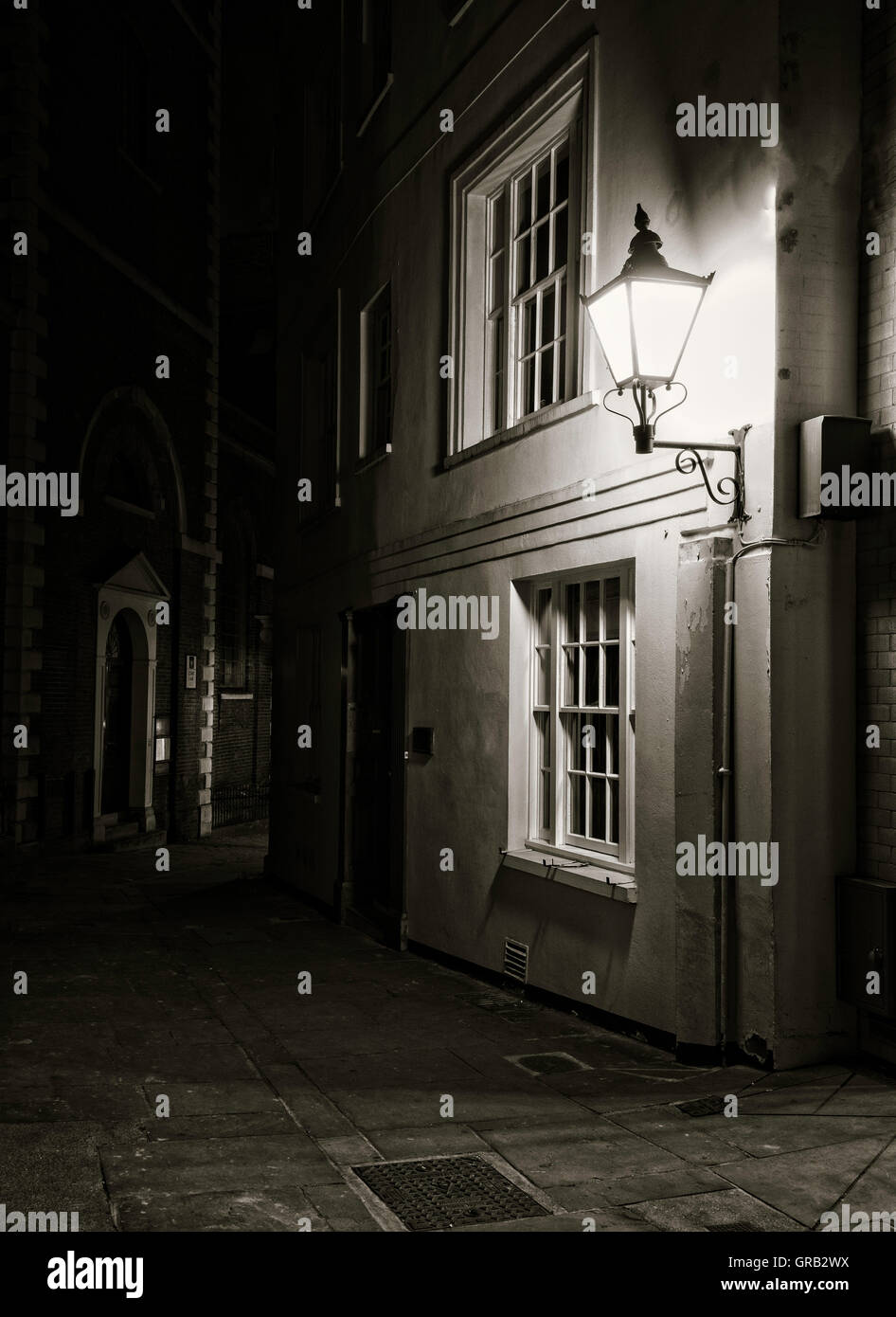 Medieval Alleyway At Night In The City Of London Stock Photo Alamy