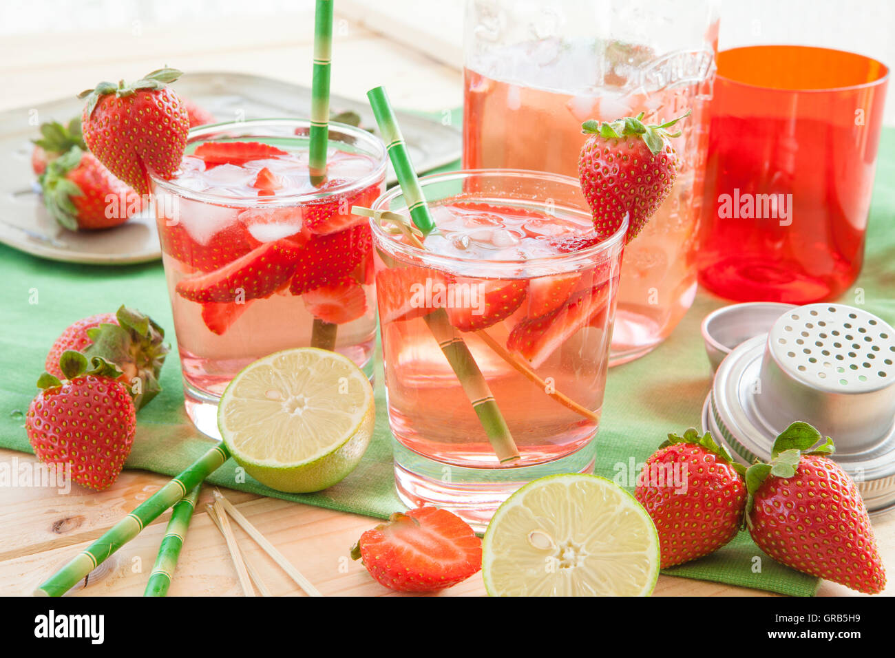 Homemade Strawberry Lemonade Stock Photo Alamy