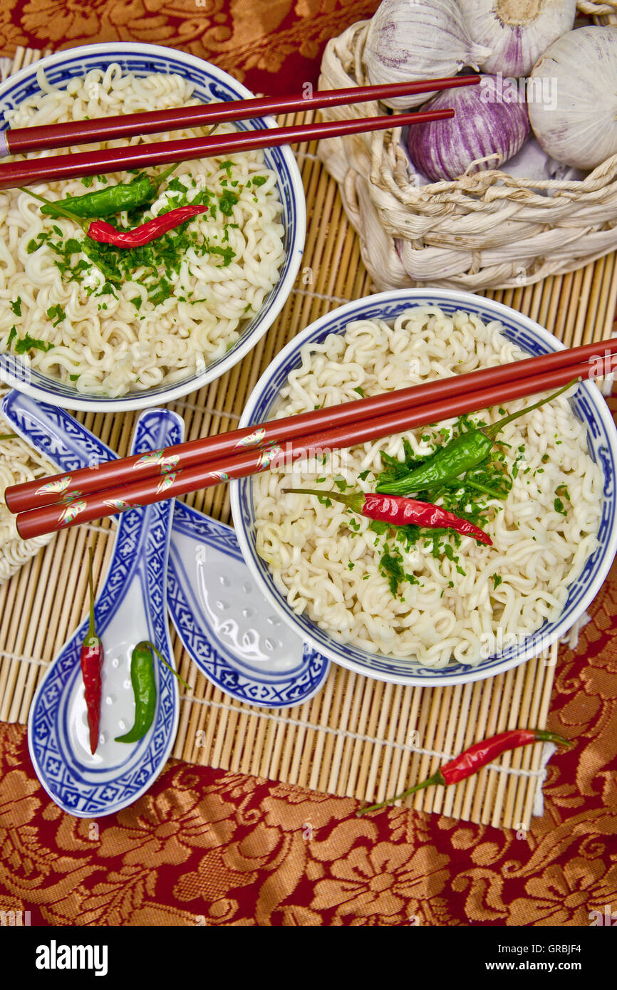 Chinese noodle soup Stock Photo - Alamy