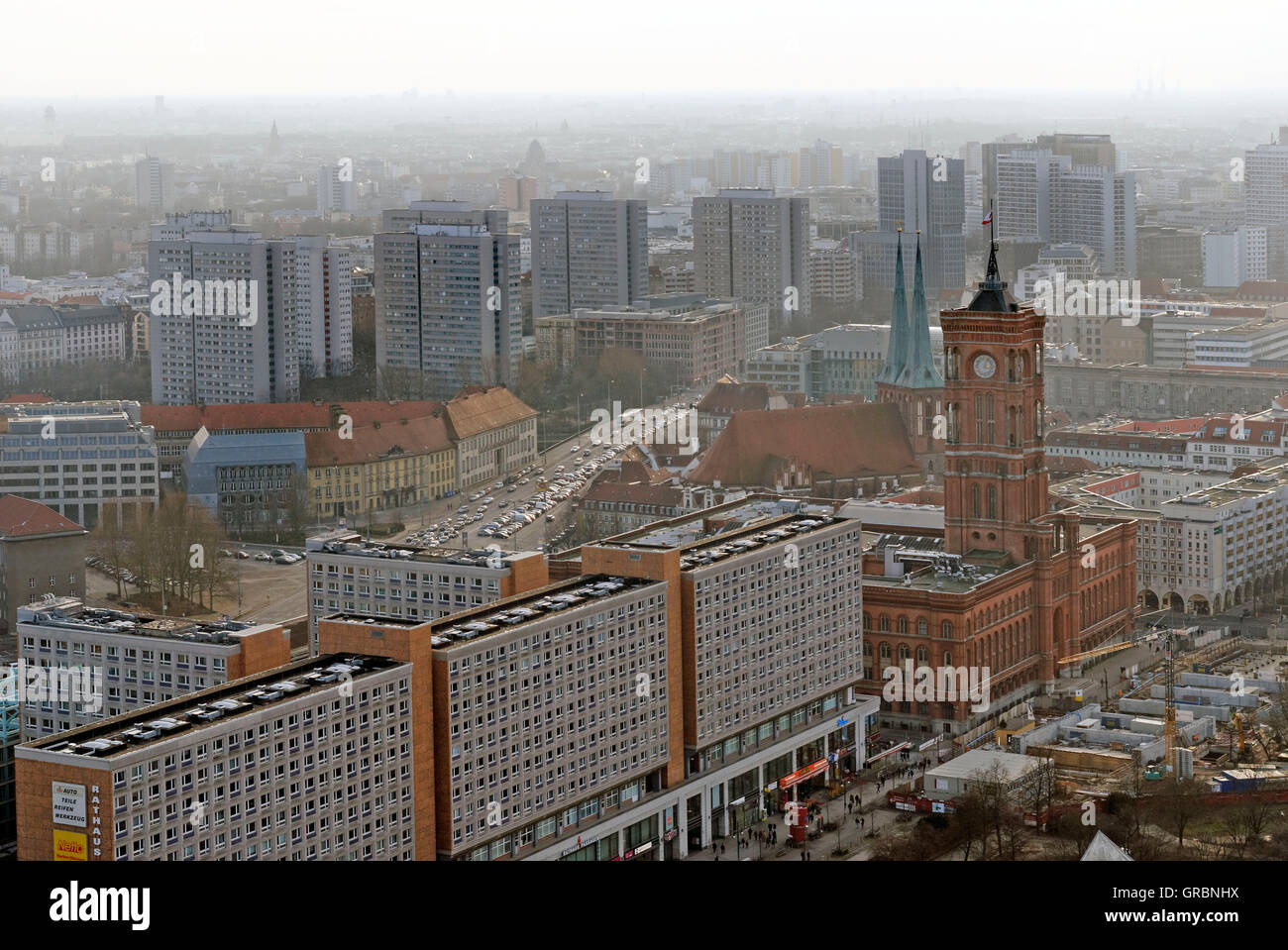 Berlin downtown hi-res stock photography and images - Alamy