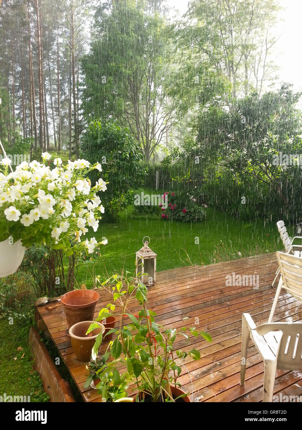 Weather concept sun rain hi-res stock photography and images - Alamy