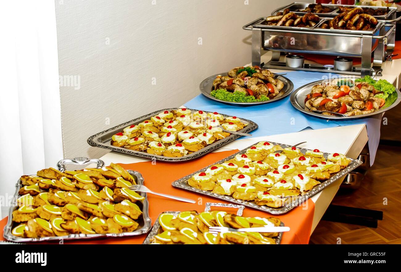 Antique buffet hires stock photography and images Alamy