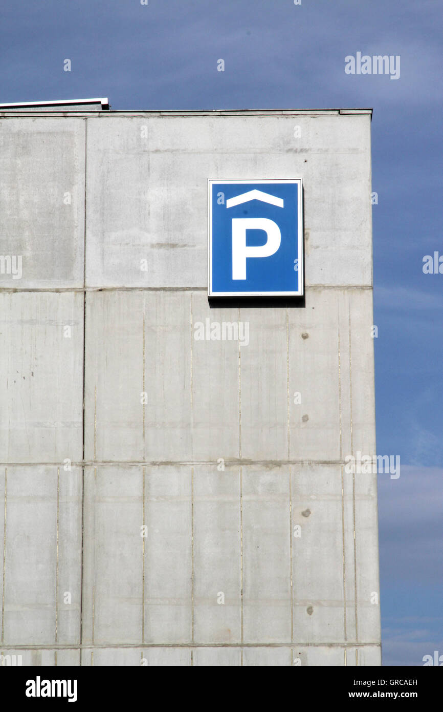 Parking signs germany hires stock photography and images Alamy