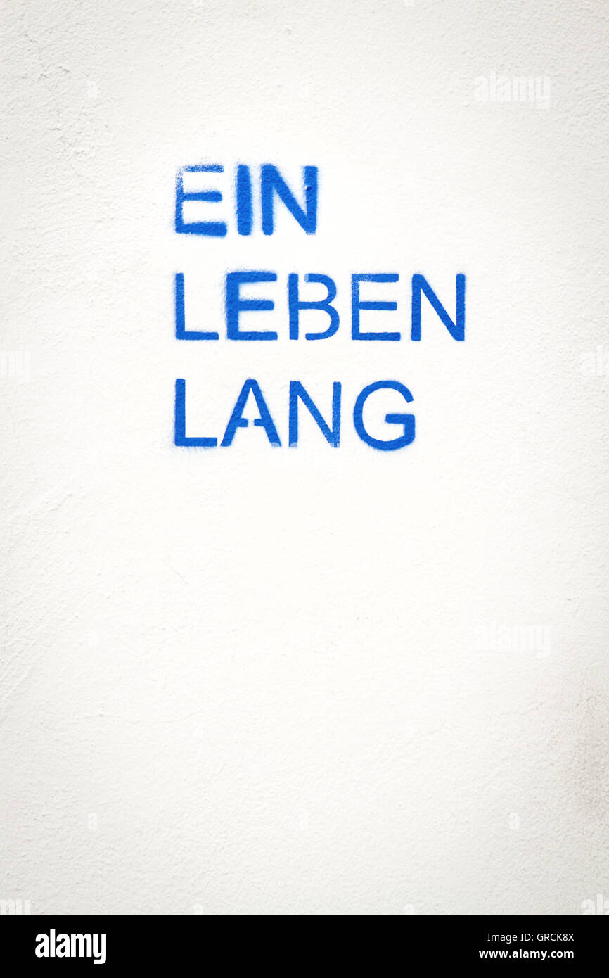 Stenciled letters hi-res stock photography and images - Alamy
