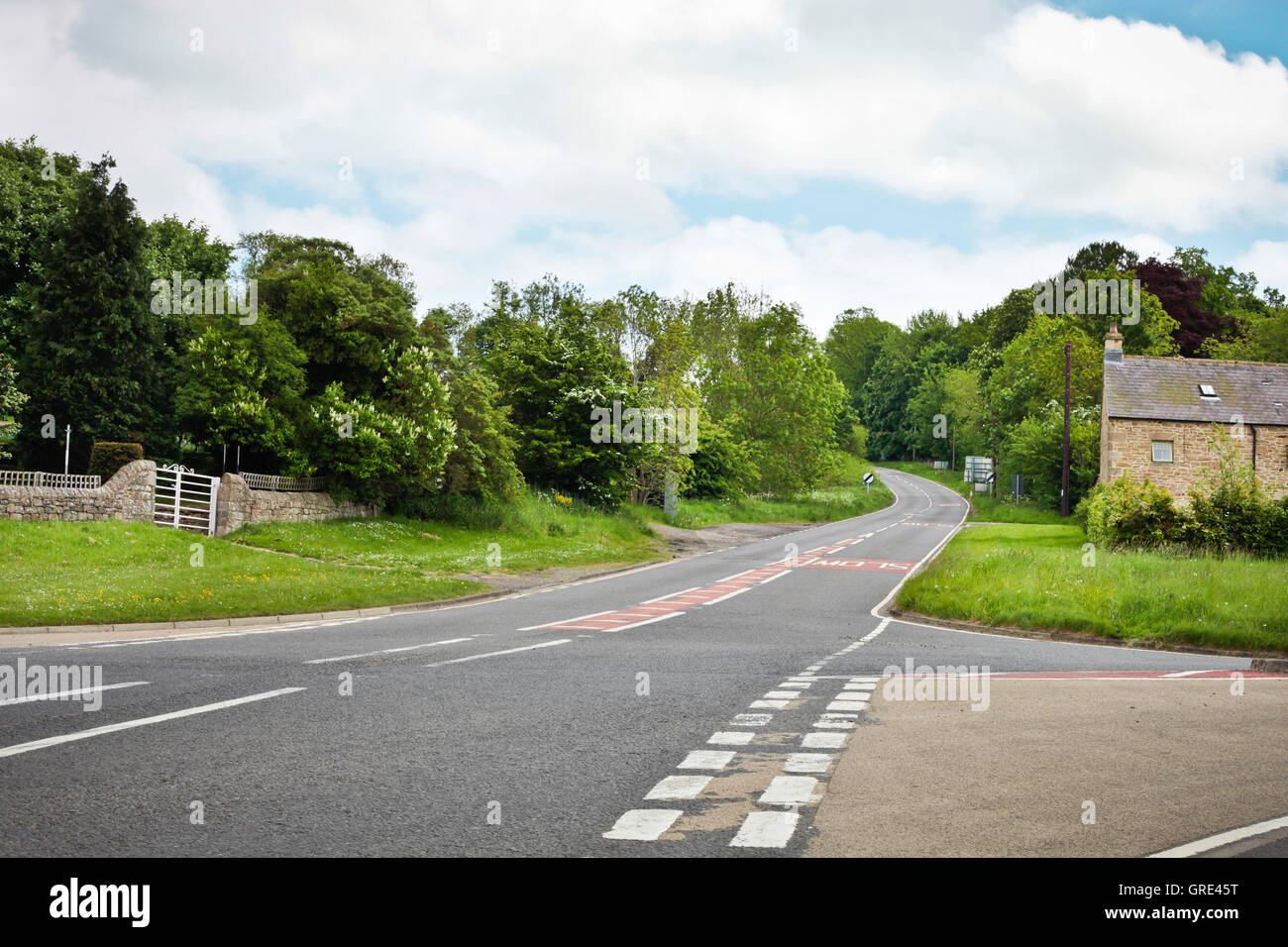 Rural gravel road intersection hi-res stock photography and images - Alamy