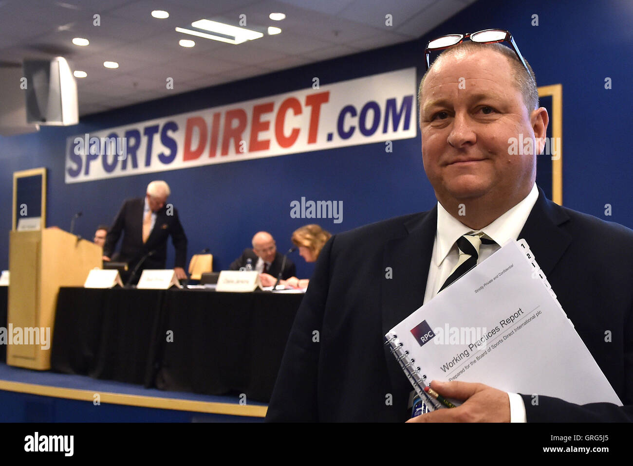 Sports direct shirebrook hires stock photography and images Alamy