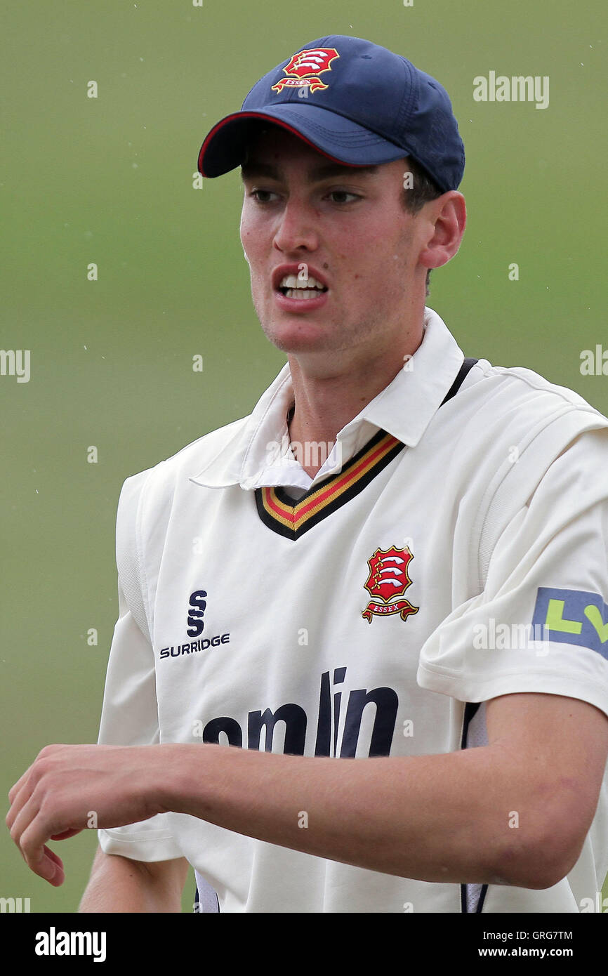 Reece Topley of Essex - Essex vs Sri Lanka - Tourist Match Cricket at the Ford County Ground, Chelmsford - 10/06/11 Stock Photo