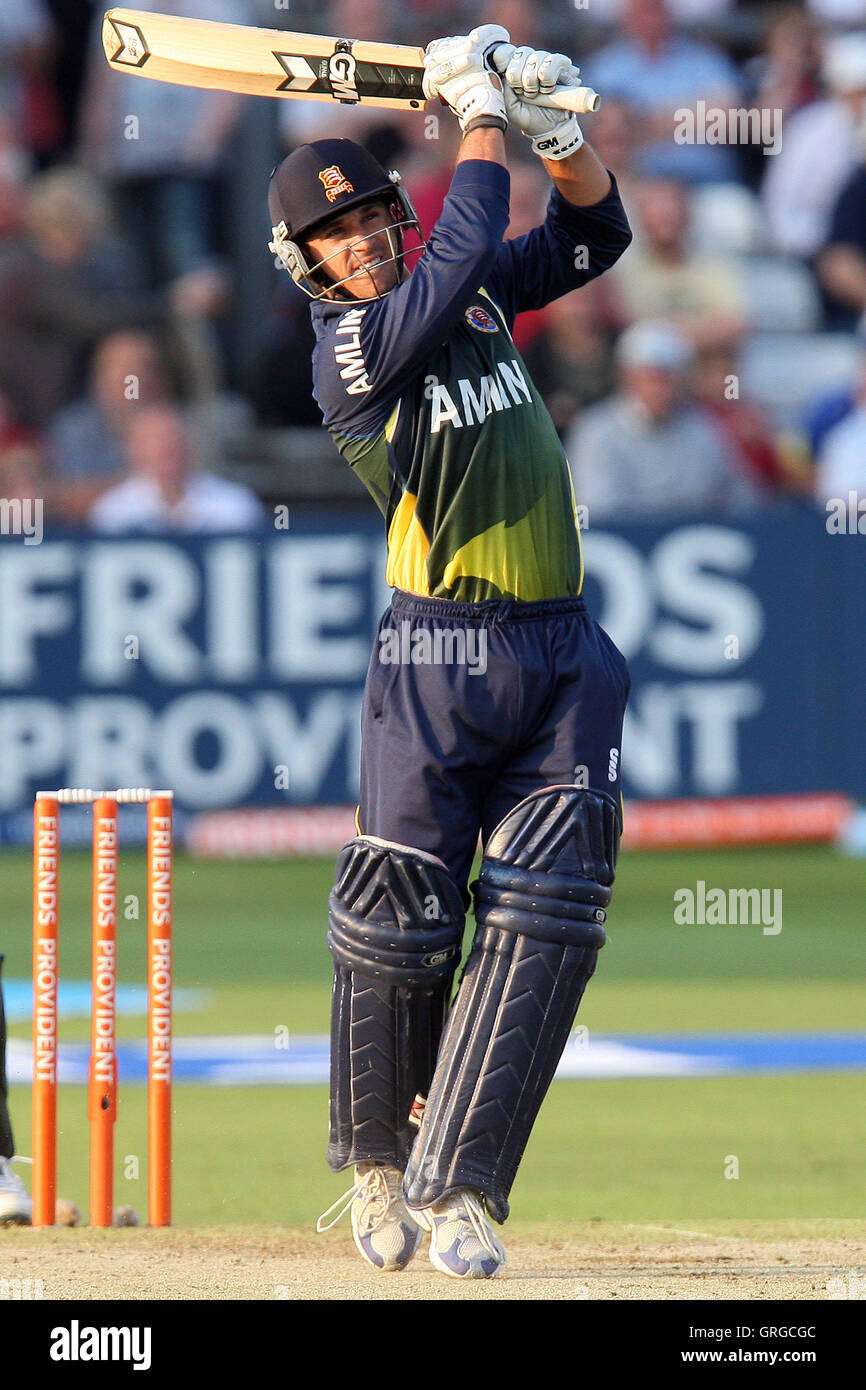 Ryan ten Doeschate of Essex hits six runs - Essex Eagles vs Kent Spitfires - Friends Provident Twenty 20 T20 Cricket at the Ford County Ground, Chelmsford -  02/06/10 Stock Photo