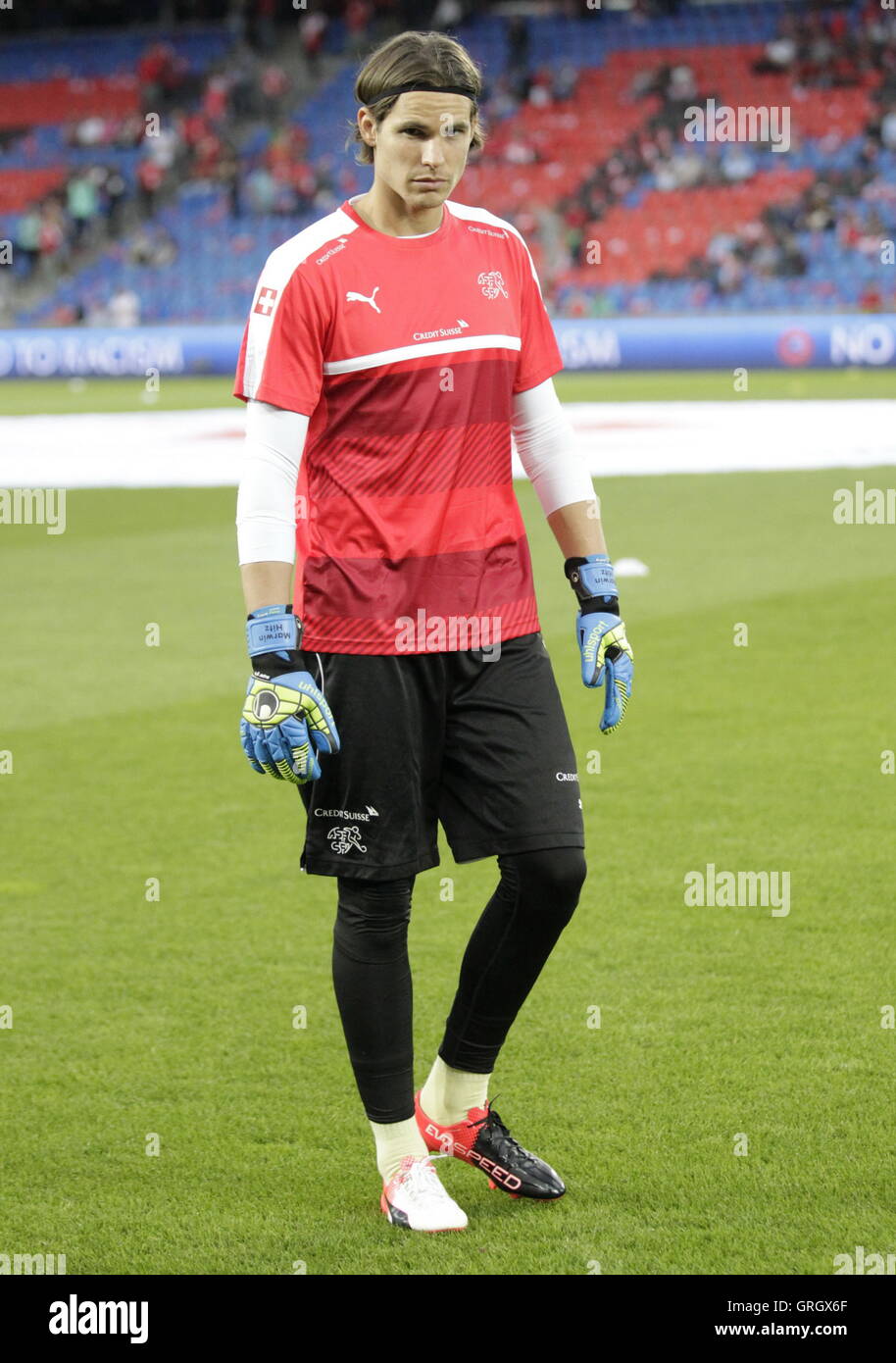 Basel, Switzerland. 6 September 2016 Yann Sommer at the echauffement when the cut qualifying match World Group B Switzerland against Portugal at St Jakob Park in Basel, Switzerland Credit:  Laurent Lairys/Agence Locevaphotos/Alamy Live News Stock Photo