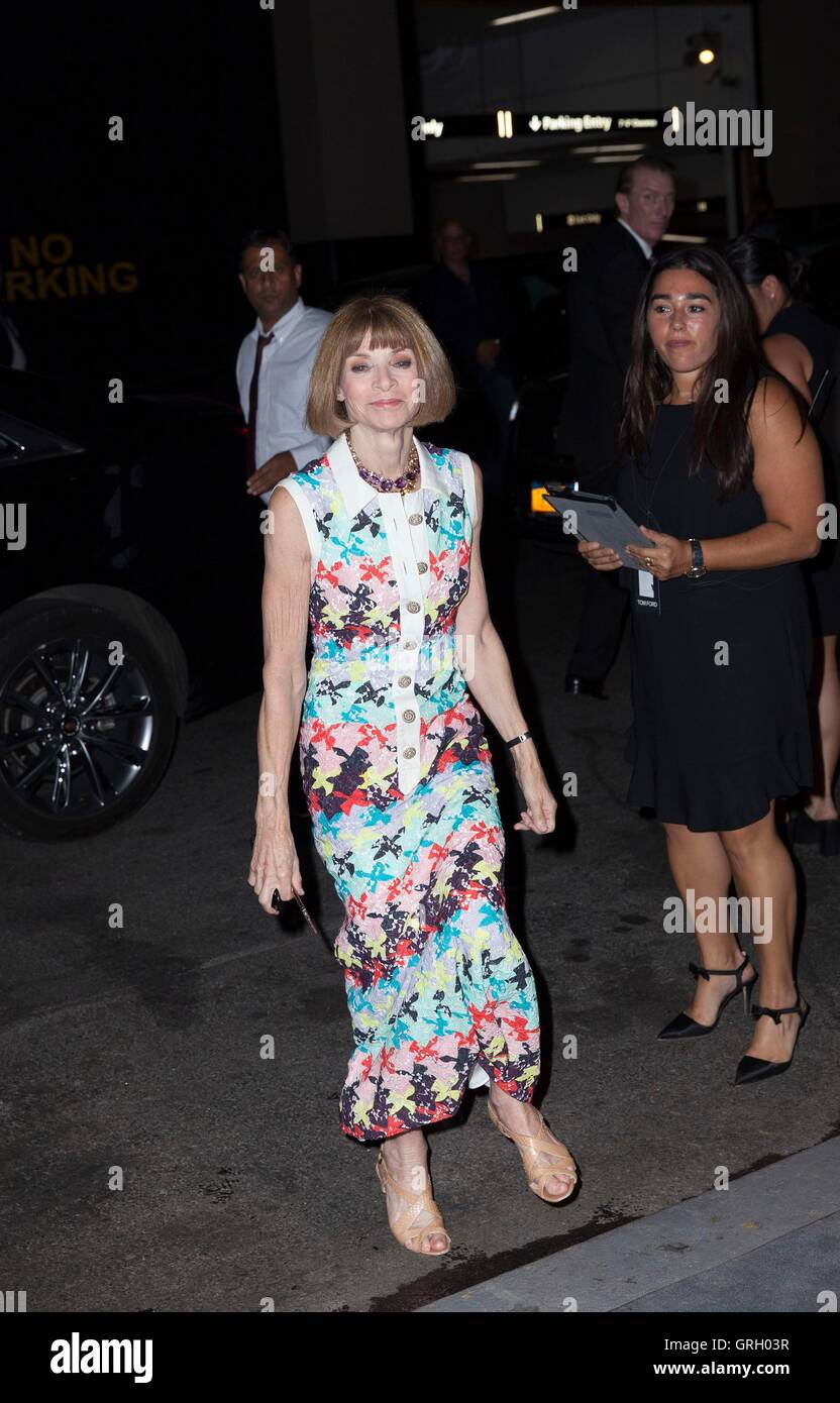 New York, NY, USA. 7th Sep, 2016. Anna Wintour at arrivals for Tom Ford Autumn/Winter 2016 Menswear and Womenswear Collections Presentation, 99 East 52nd Street, New York, NY September 7, 2016. Credit:  Lev Radin/Everett Collection/Alamy Live News Stock Photo