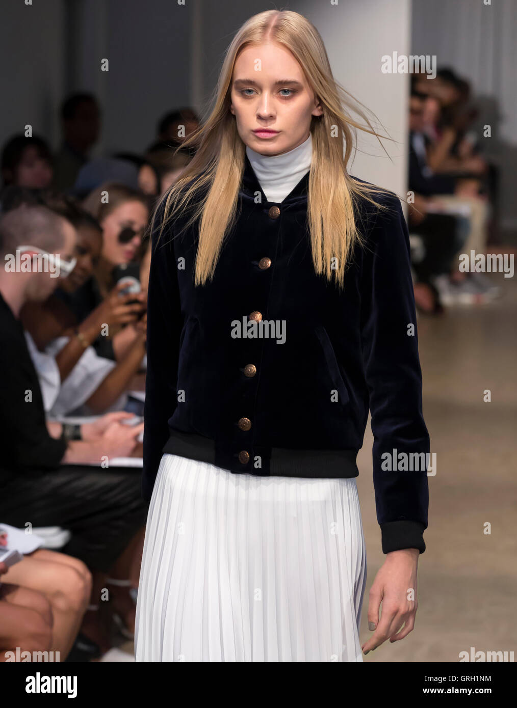 New York, USA. 7th September, 2016. A model walks the runway at the Denibi Barcelona Utopia Collection 2017 during New York Fashion Week at Punto Space Credit:  Ovidiu Hrubaru/Alamy Live News Stock Photo