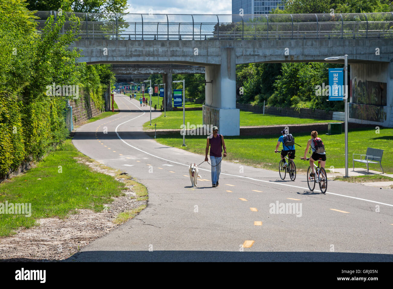 Detroit, Michigan - The Dequindre Cut Greenway, a hiking/biking path, follows the route of the former Grand Trunk Railroad. Stock Photo