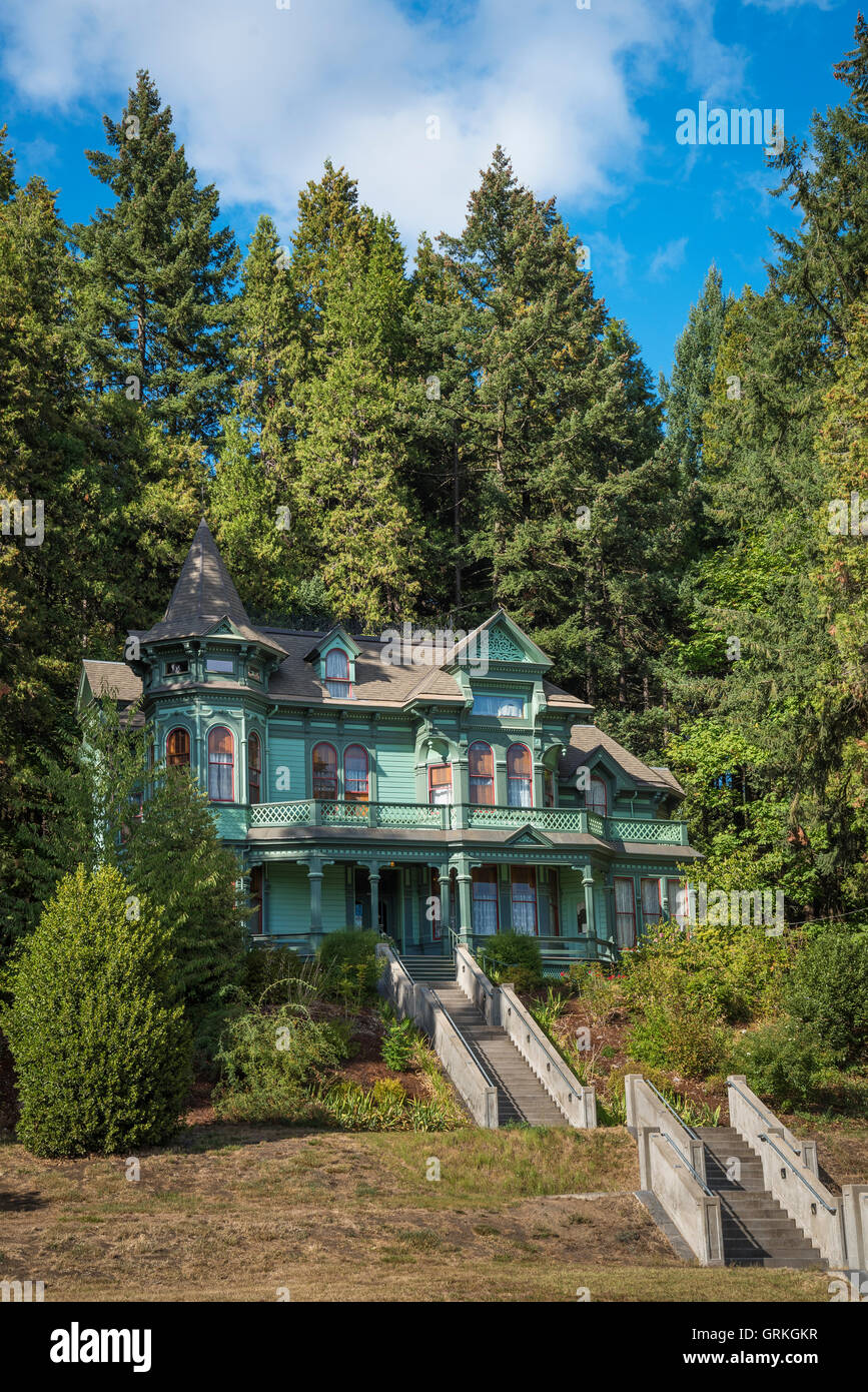 The Shelton McMurphey Johnson House in Eugene, Oregon. Stock Photo