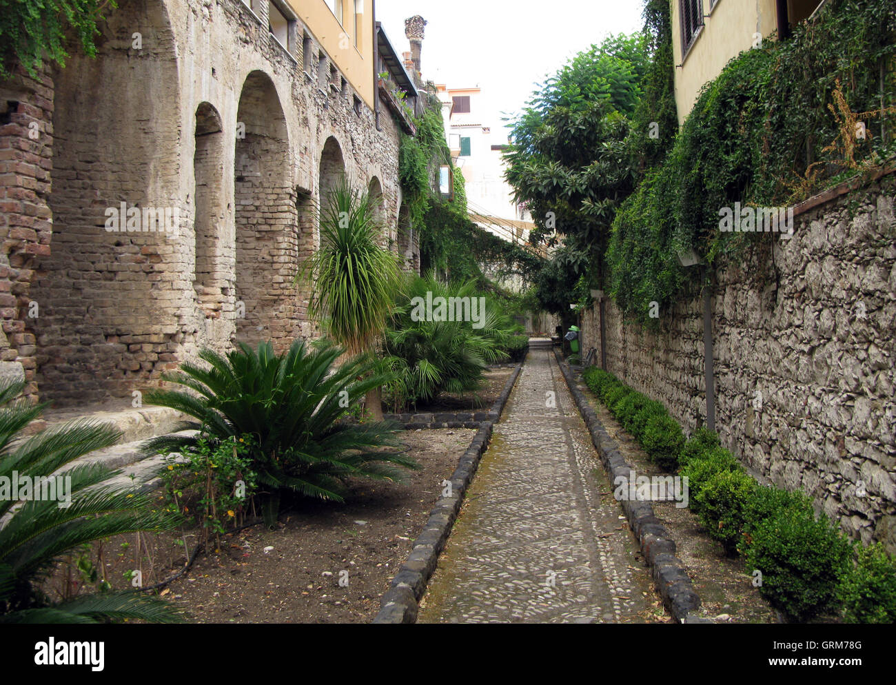 Roman Ruins, Taormina, Sicily Stock Photo Alamy