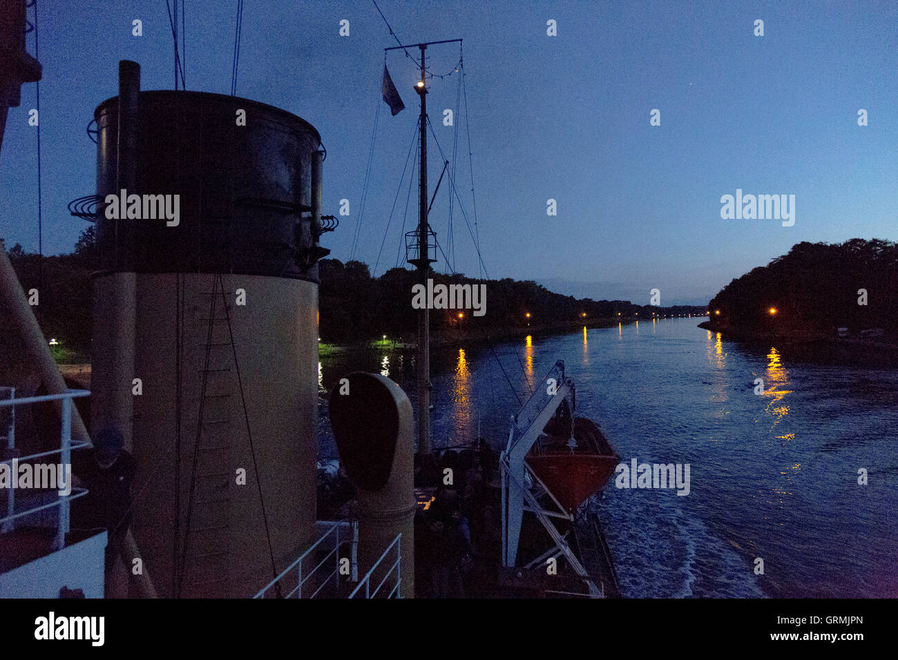 steam icebreaker ´Stettin´ on its way from Hamburg to Kiel, Kiel Canal