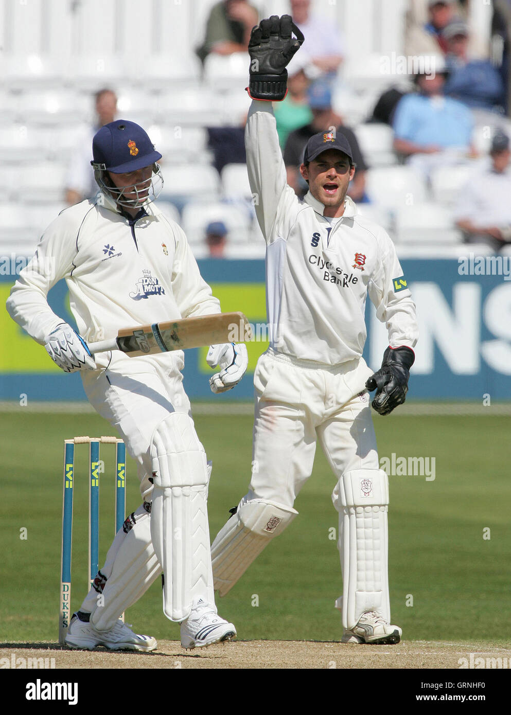 Kevin dean of derbyshire county cricket club hi-res stock photography ...