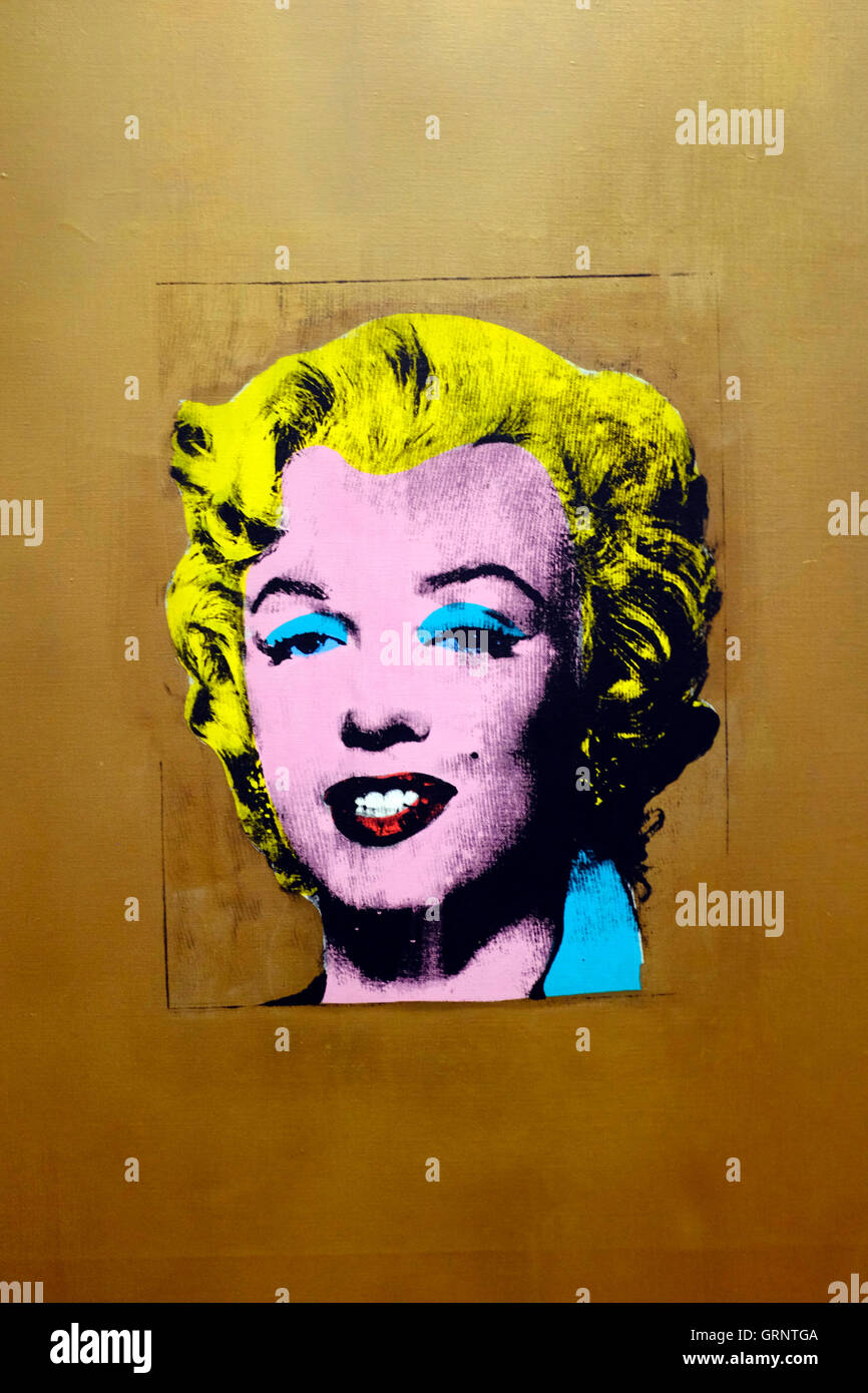 Gold Marilyn Monroe 1962 by Andy Warhol in the Museum of Modern Art (MoMA).New York City,USA Stock Photo
