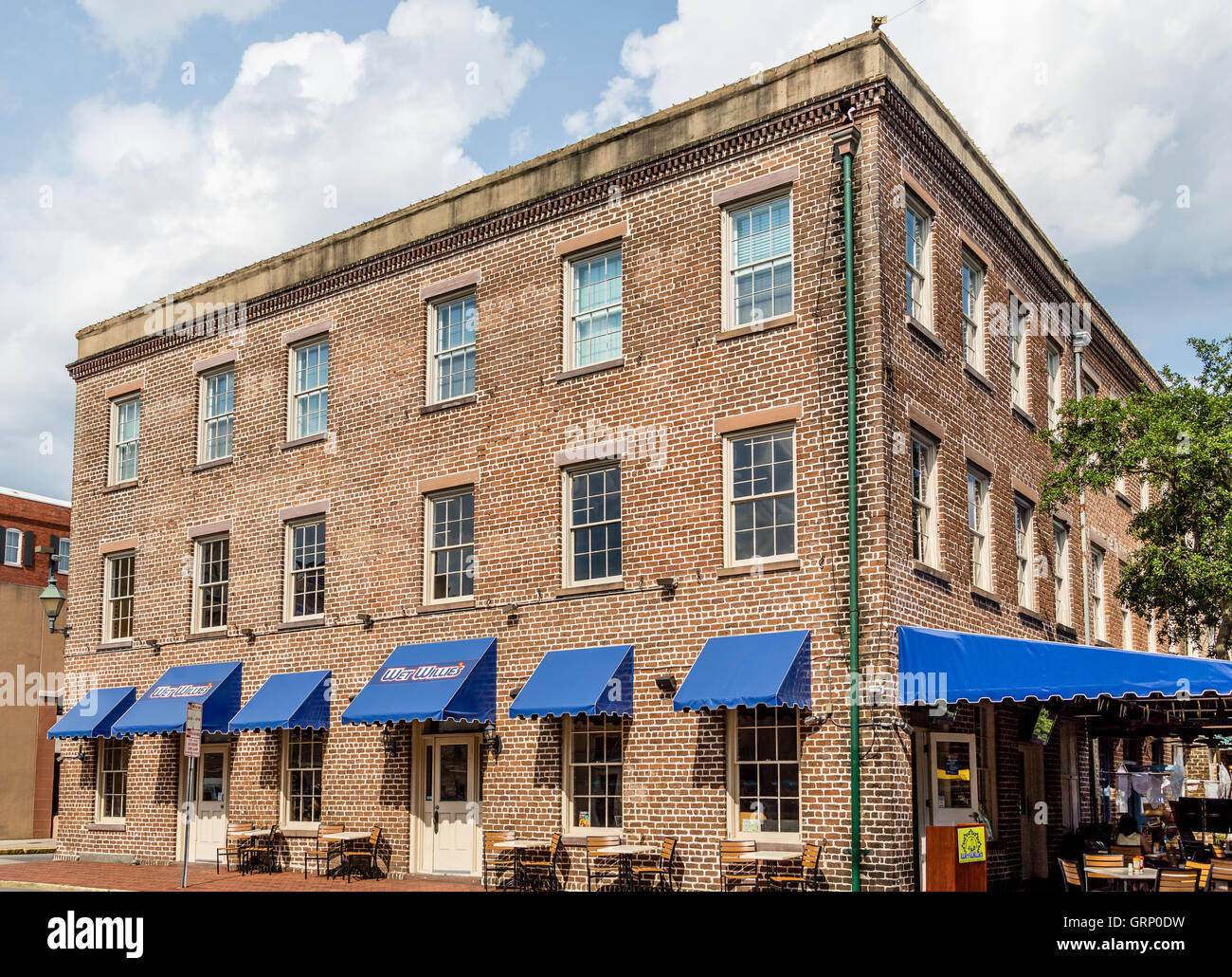 Old brick buildings in Savannah, Stock Photo Alamy