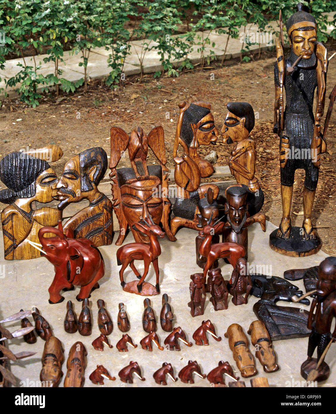 Wood carvings hi-res stock photography and images - Alamy