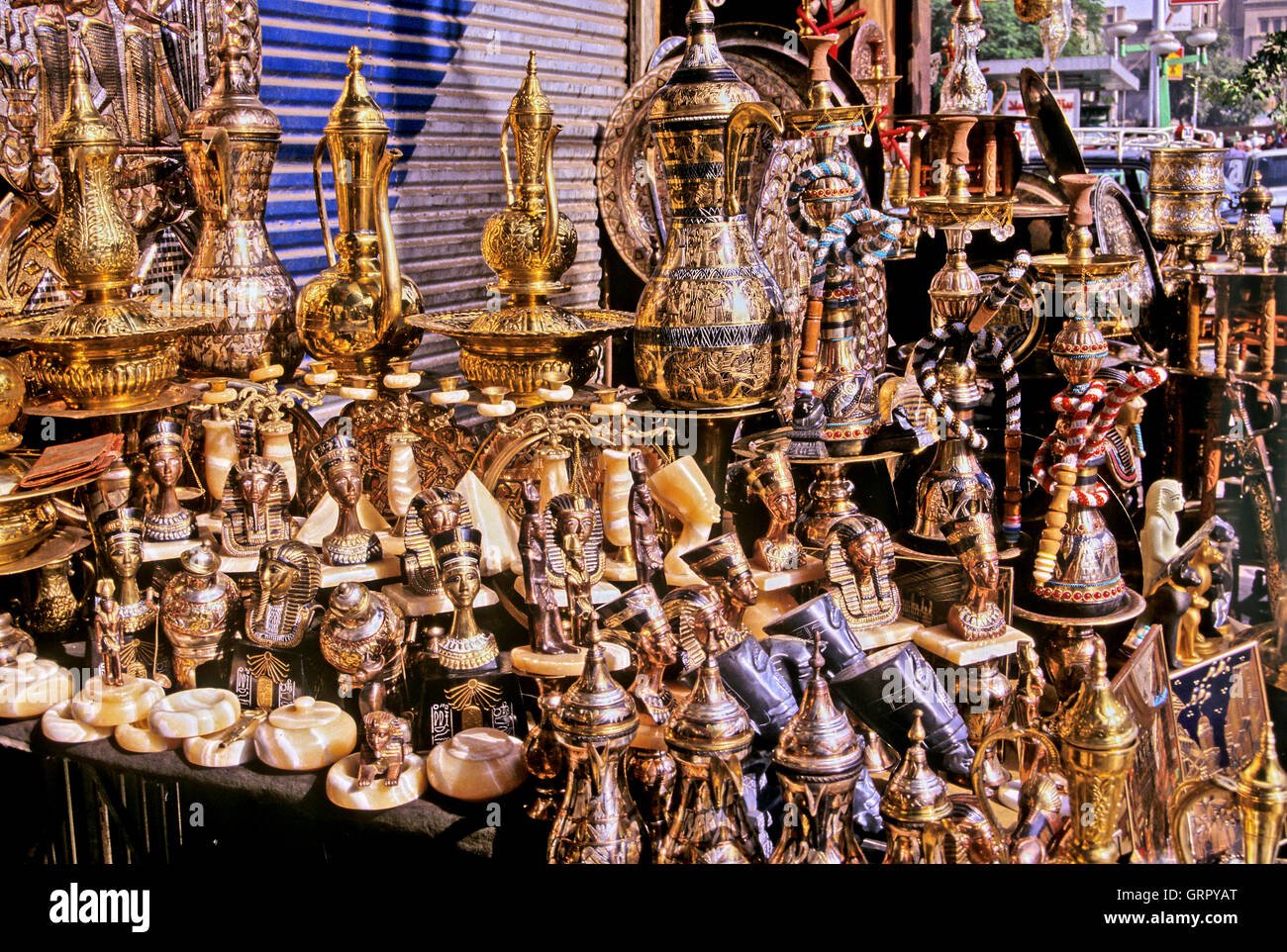 Bazaar, Khan el Khalili, Cairo, Egypt Stock Photo - Alamy