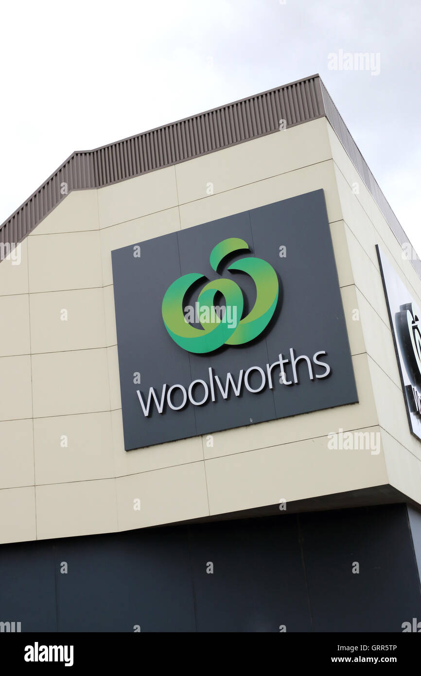 Woolworths one of the biggest Australian supermarkets Cranbourne