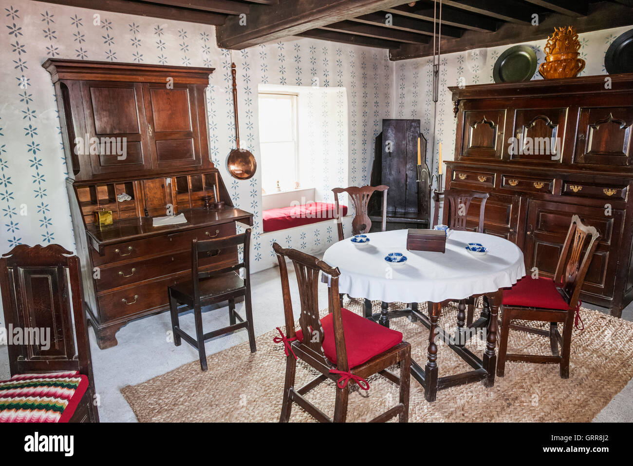 Wales, Cardiff, St Fagan's, Museum of Welsh Life, Interior display of 19th century Farmhouse Dining Room Stock Photo