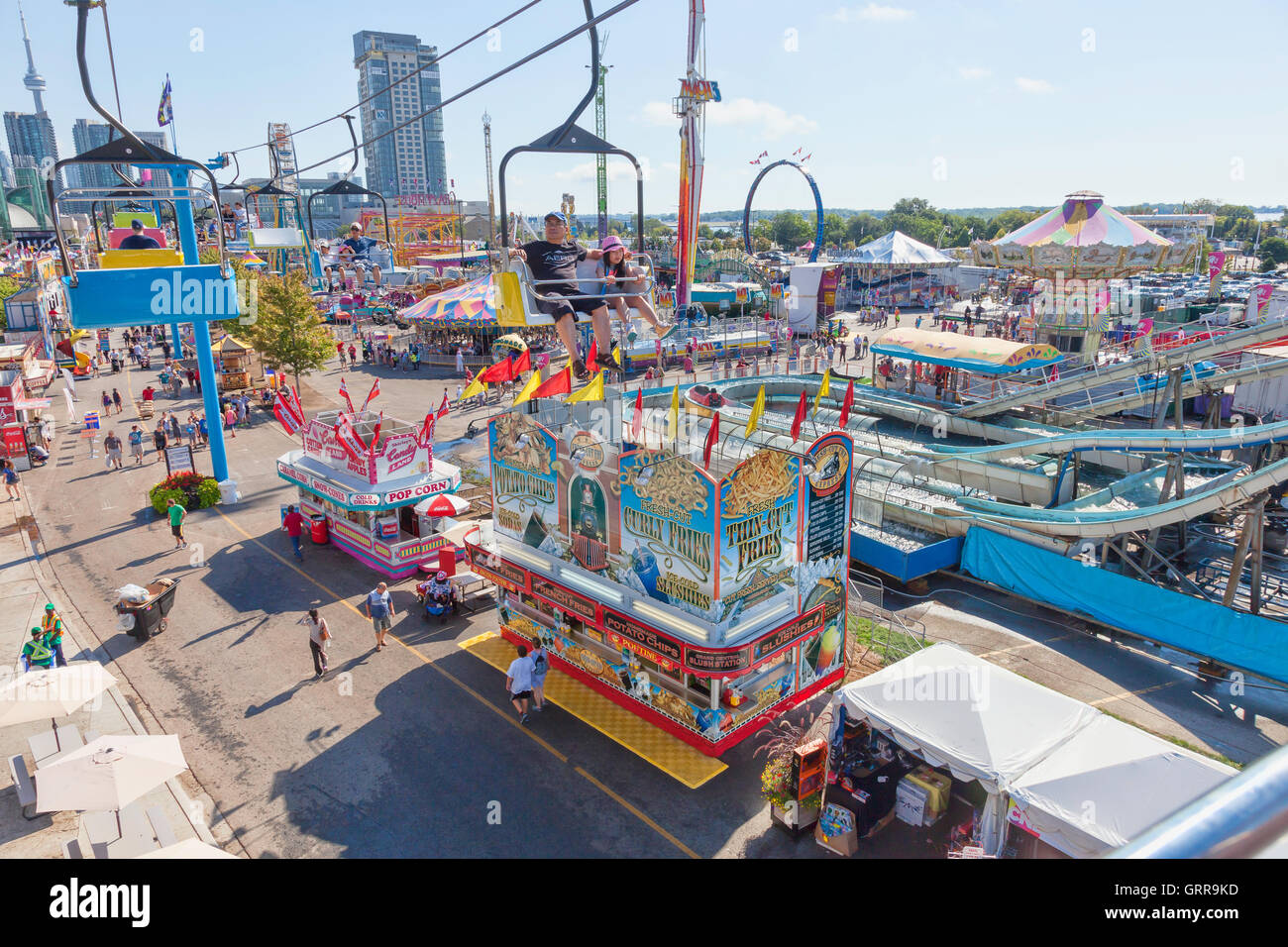 Amusement parks near Toronto