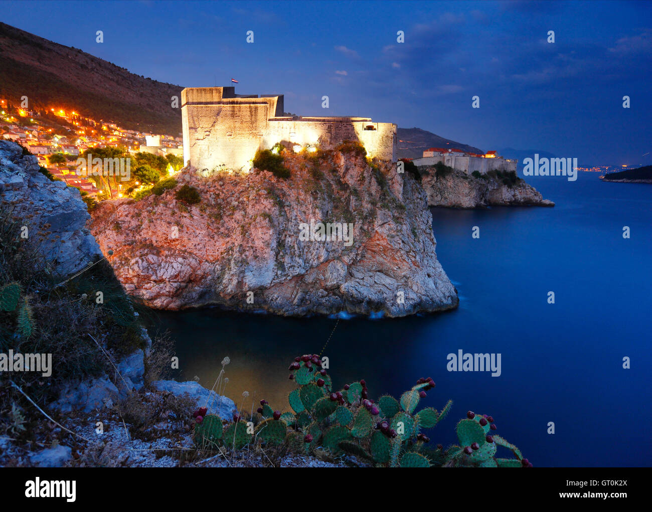 Fort Lovrijenac at night in Dubrovnik Stock Photo