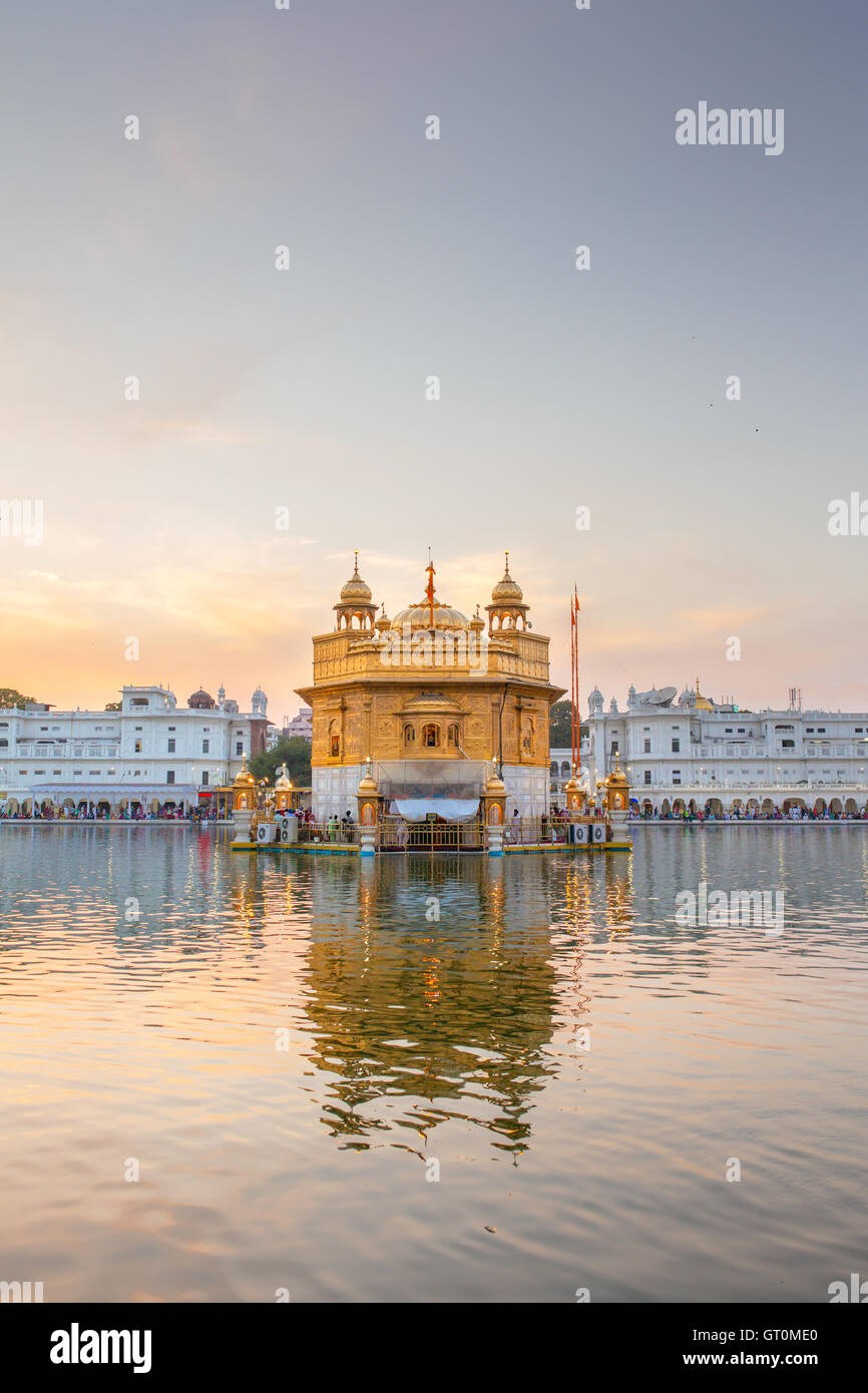 Golden temple amritsar hi-res stock photography and images - Alamy