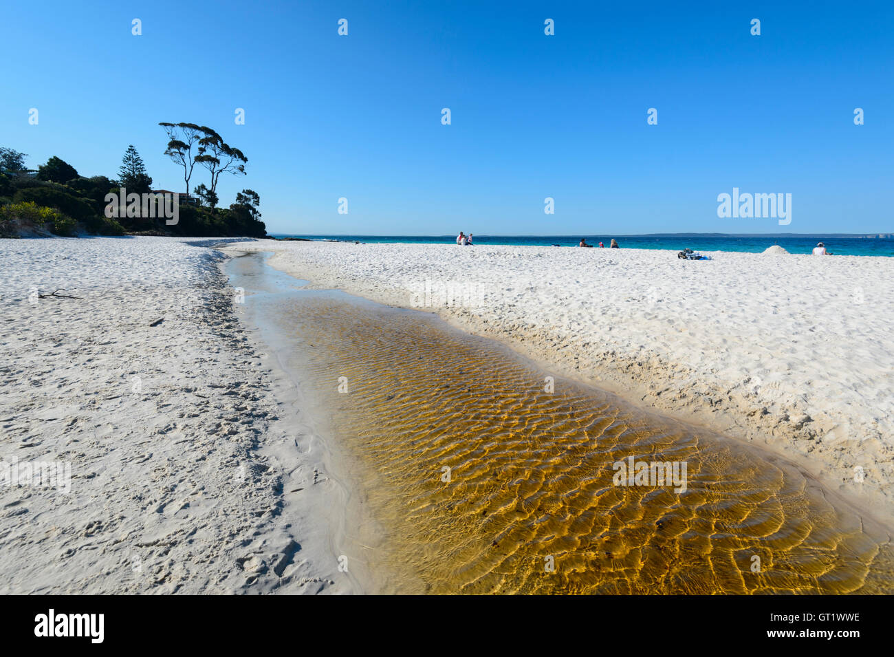 The famous white sands of Hyams Beach in picturesque Jervis Bay, New