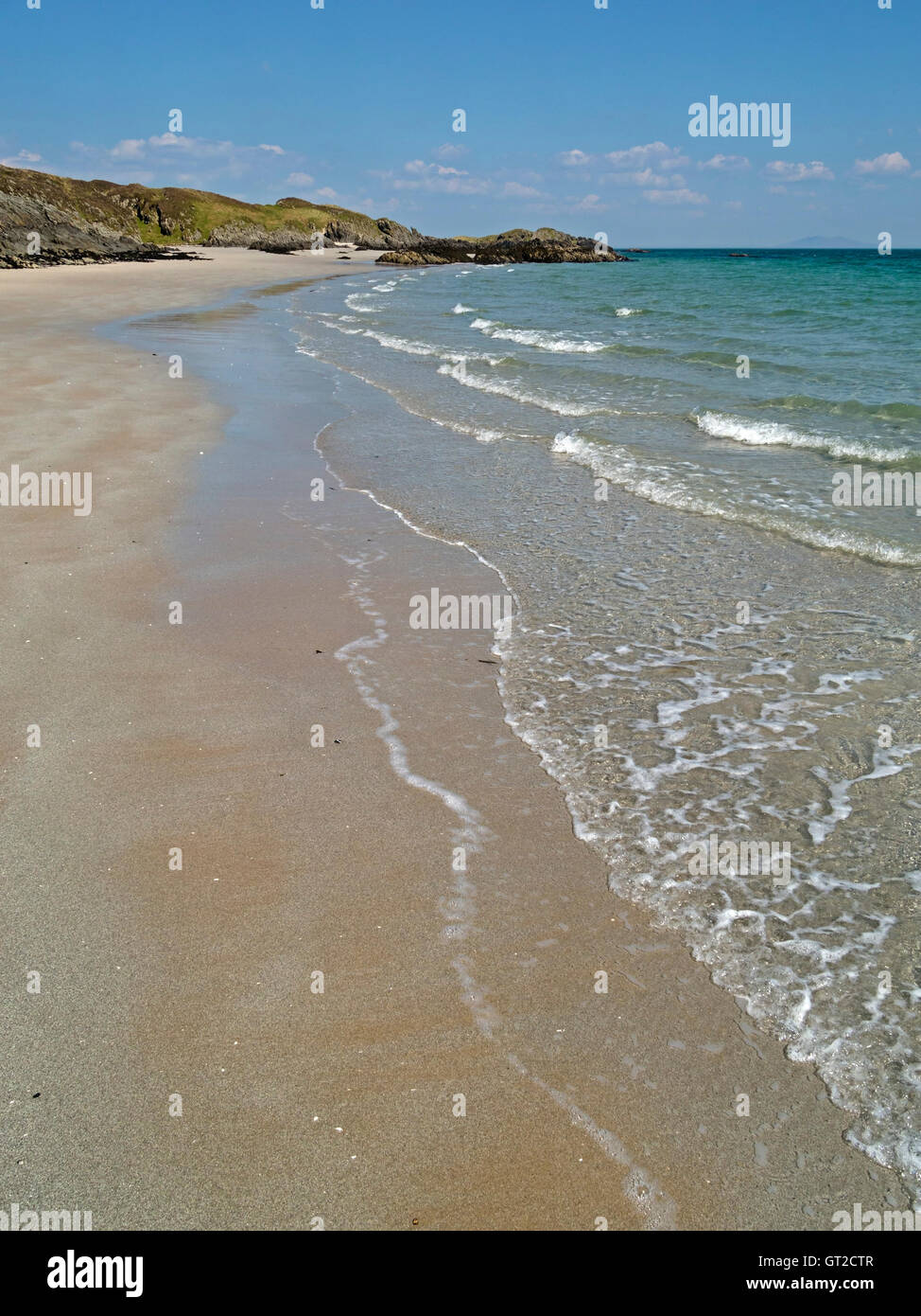 Glorious deserted sandy beach near Cable Bay, Traigh an Eacail on the