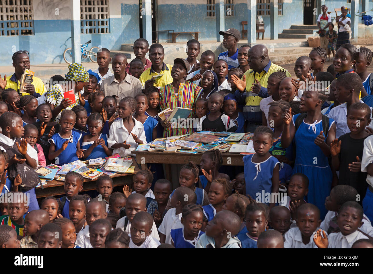 Donation of reading books to primary school, supported by iron ore mine
