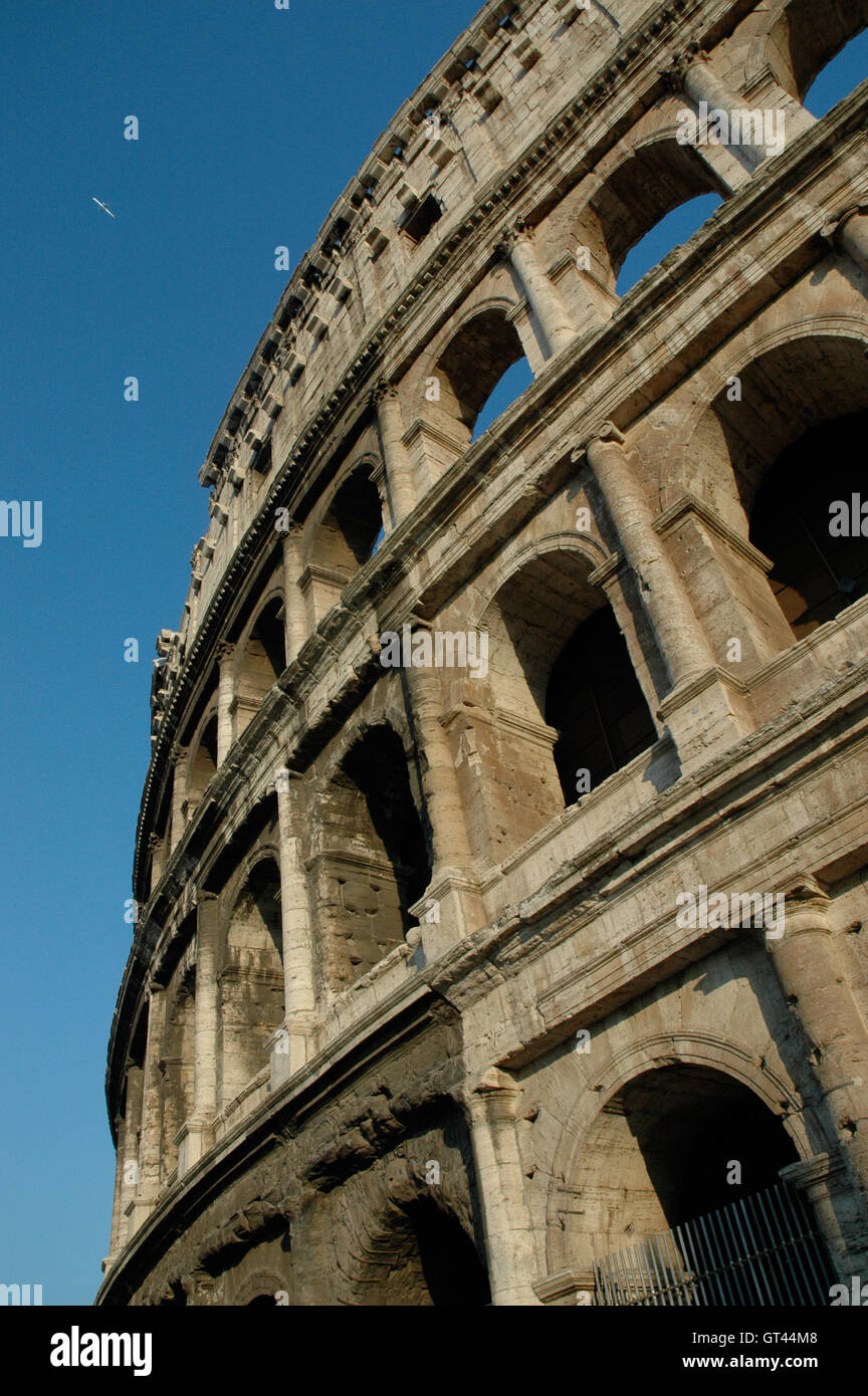 Colosseo flavian amphitheatre hi-res stock photography and images - Alamy