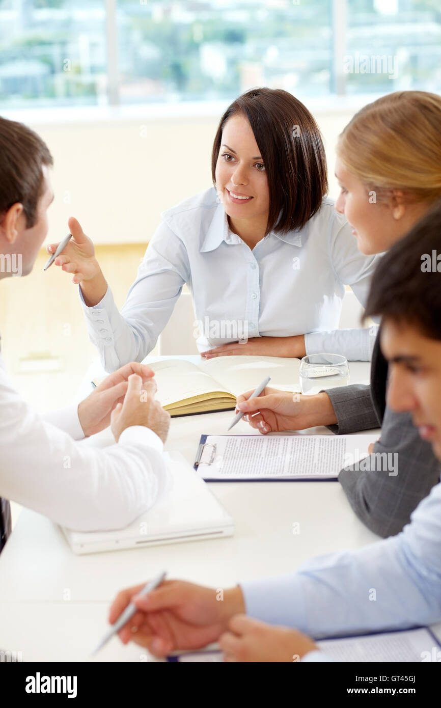 Business woman meeting intern hi-res stock photography and images - Alamy