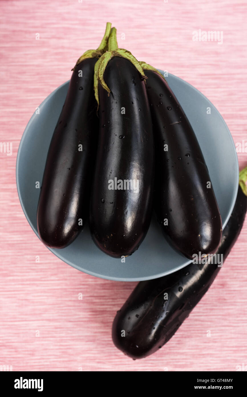 Ripe eggplant to cook tasty and aromatic dishes Stock Photo Alamy